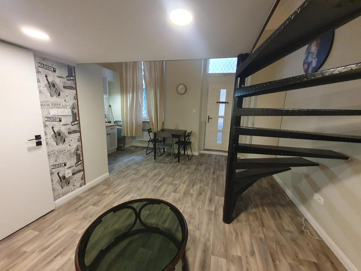 Madam With Ac And The Central Location 부다페스트 외부 사진